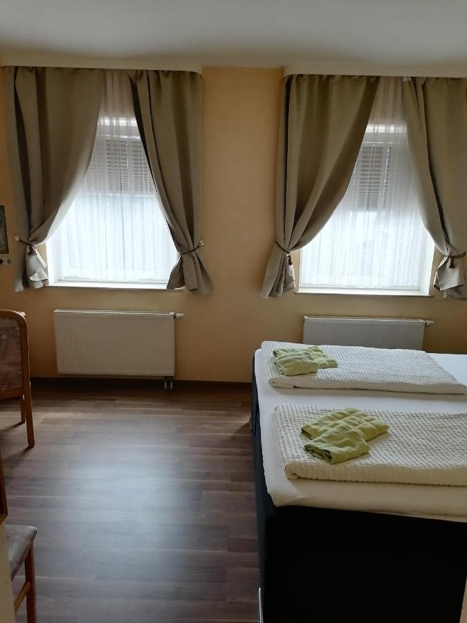Pension Kuehnauer Hof Dessau-Rosslau Exteriér fotografie